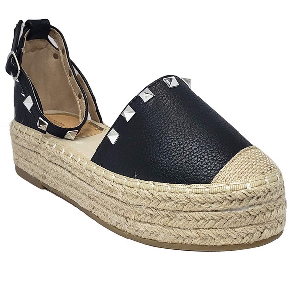 Shoes - NEW Black Espadrilles with Platform!
